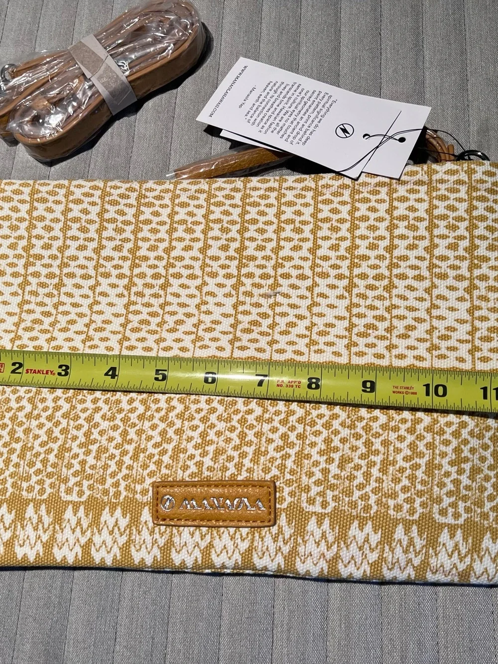 MANAOLA Hawaiian Muster/Yellow bag design crossbody tribal pattern made in Hawai